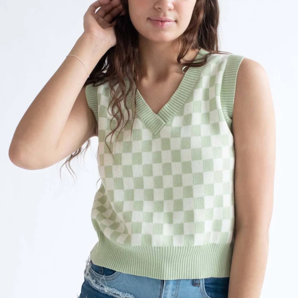 Chic Nation Green Checkered Sweater Vest